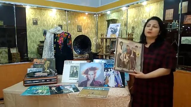 Выставка "Мелодии и ритмы советской эстрады"