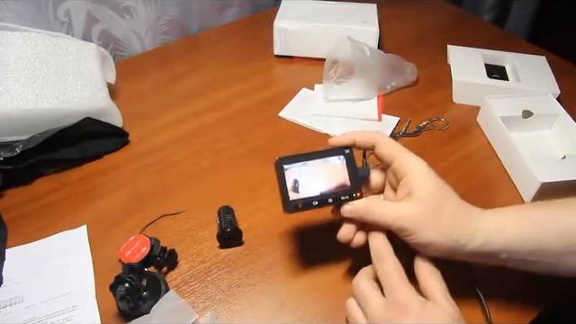 Видеорегистратор Xiaomi YI Smart Dash Camera смотреть онлайн