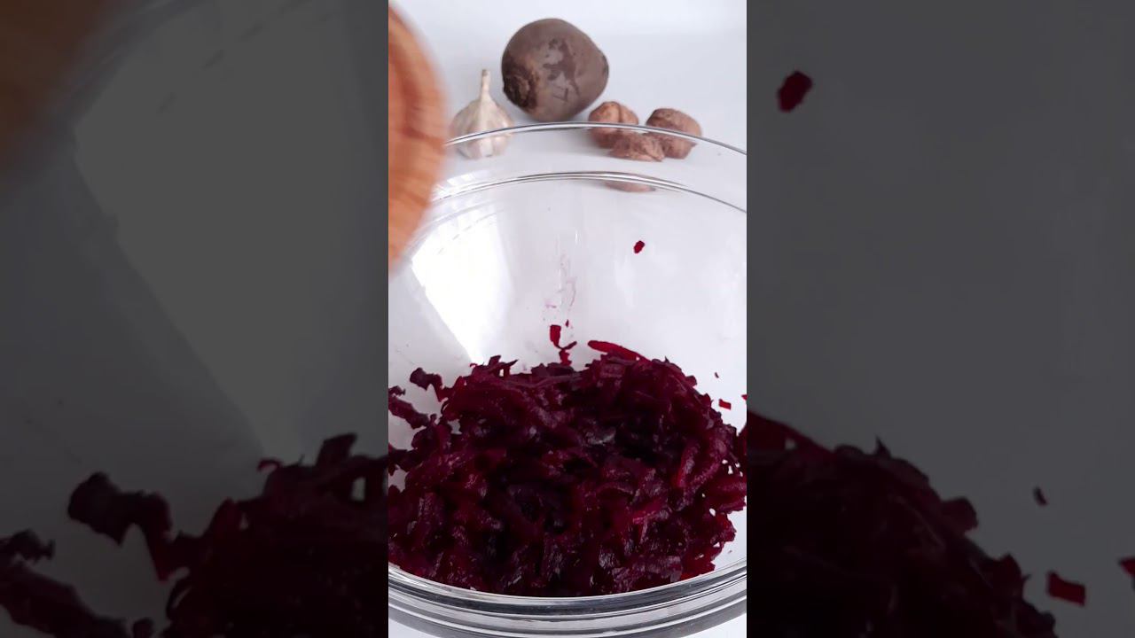 Полезный САЛАТ для кишечника, крови, сосудов СВЕКЛА С ЧЕРНОСЛИВОМ. #хорошийвкус #shortvideo #салат смотреть онлайн