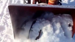 Самодельный снегоуборщик для мотоблока Хопер 9 л.с  видео 2