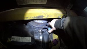 Экскаватор-погрузчик!!!Замена масла в гидробаке+фильтр!!!