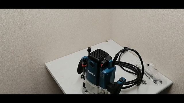 Makita RP2300FC Фрезер ручной 2,3квт ( Распаковка.) смотреть онлайн