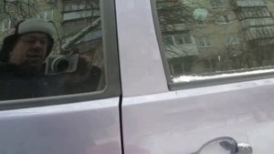 Снегоход рыбинка в машине .