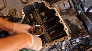 Knocking BMW S63 Engine Teardown What Went Wrong ??? X6m X5m M5 M6