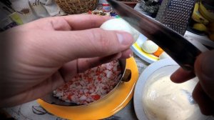 Простой и самый вкусный Слоеный салат из крабового мяса!