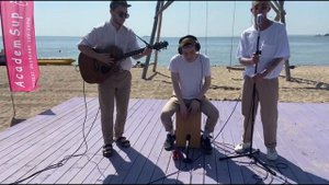 Саша Акела (акустический кавер-бэнд)