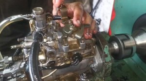 how to Toyota 5L diesel pump fuel setting / Toyota 5l diesel pump