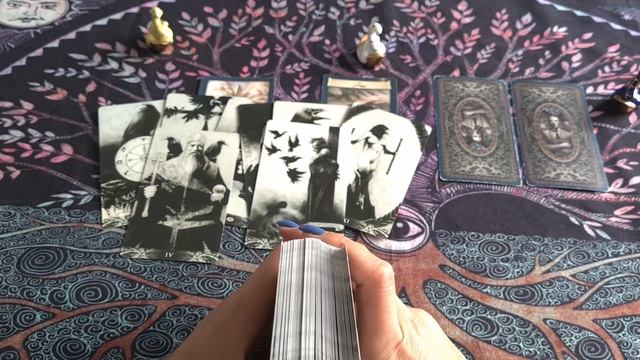 Что получит враг за ваши слезы?Гадание на таро смотреть онлайн