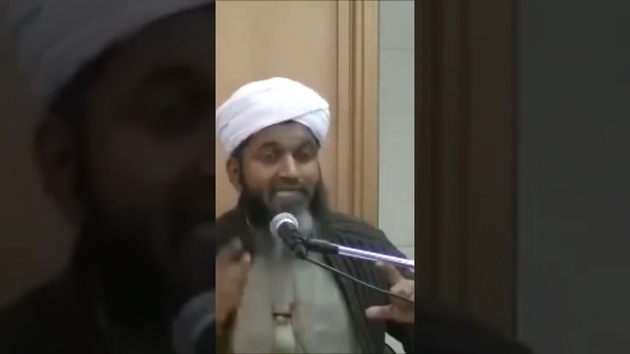 Несколько страниц Корана, сколько сможете по вашим силам смотреть онлайн