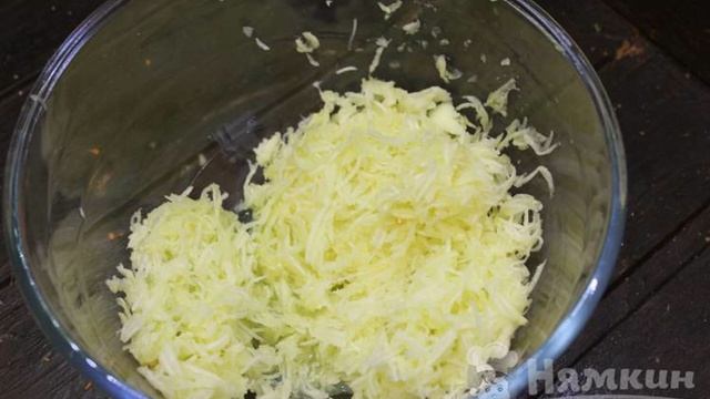 Кабачковая пицца с творогом