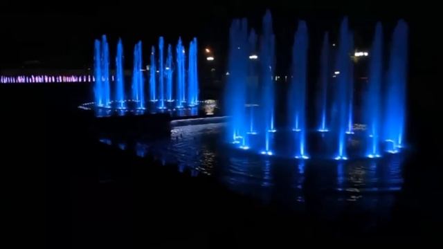 Фонтан в районе кинотеатра «Аврора» город Краснодар смотреть онлайн