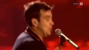 Robbie Williams - Monsoon (Leeds)