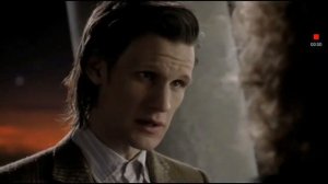 11th Доктор и Ривер целуются (все моменты)