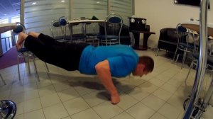 Как научиться ходить на руках. Или как вывести камень из почки.