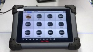 Новый прибор для компьютерной диагностики AUTEL