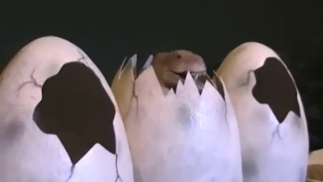 "Живые" яйца динозавров смотреть онлайн