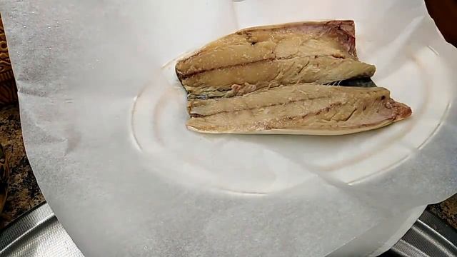 ЗАСОЛКА СКУМБРИИ.Простой рецепт сухой засолки!ВКУСНЫЕ И ПОЛЕЗНЫЕ РЕЦЕПТЫ! Вспоминаем мамины рецепты!