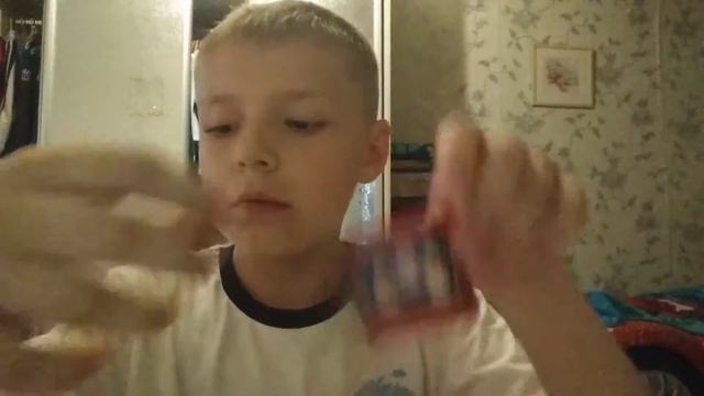 Пластиковое яйцо FIFA World Cup смотреть онлайн