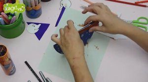 How to make a fllying witch with paper ? Easy Halloween crafts