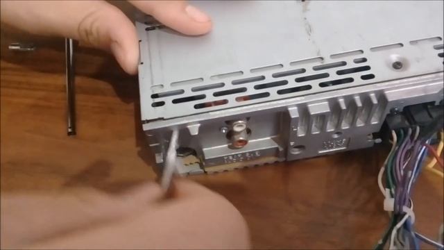 Как сделать антенну для авто магнитолы своими руками за 5 минут!