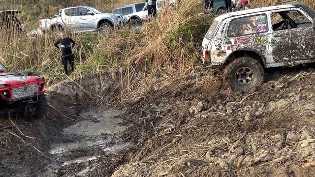#SKrdOffroad Жесткий финал Джип-спринта: Непроезжаемое болото, Ночные заезды и снова разбили машины смотреть онлайн