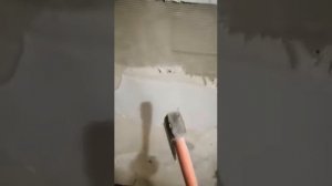 Как хорошо держится штукатурка на гладком бетоне