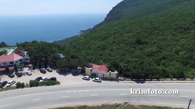 Крым, ЮБК, Ласпинский перевал с высоты птичьего полета