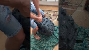 Ремонт шины квадроцикла в квартире за 5 мин.