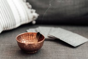 Что уходит из вашей жизни ?  Что новенькое вам ожидать ?