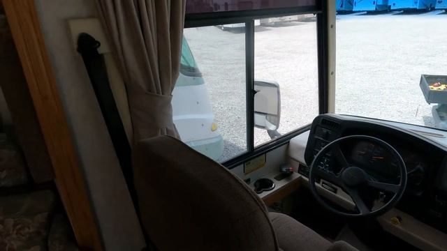CHEAP CLASS A ALERT! 2002 Winnebago Brave 32V Class A, 2 Slides, 33K Miles, Fiberglass Roof, $29,90 смотреть онлайн