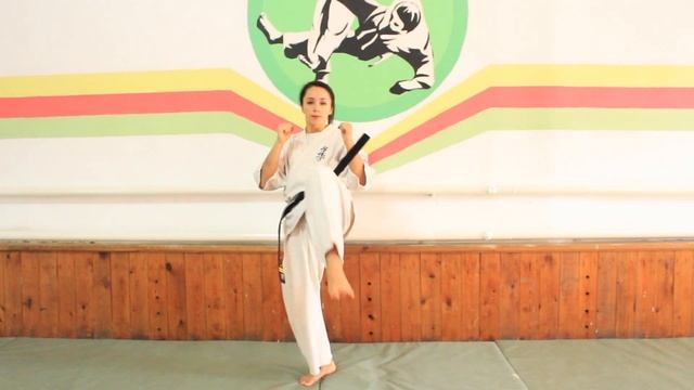 Каратэ Киокушинкай.Chusoku Jodan/Chudan Mae Geri смотреть онлайн