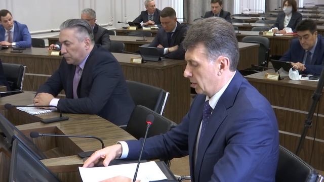 Дорожные службы Казани перешли на летний режим работы смотреть онлайн