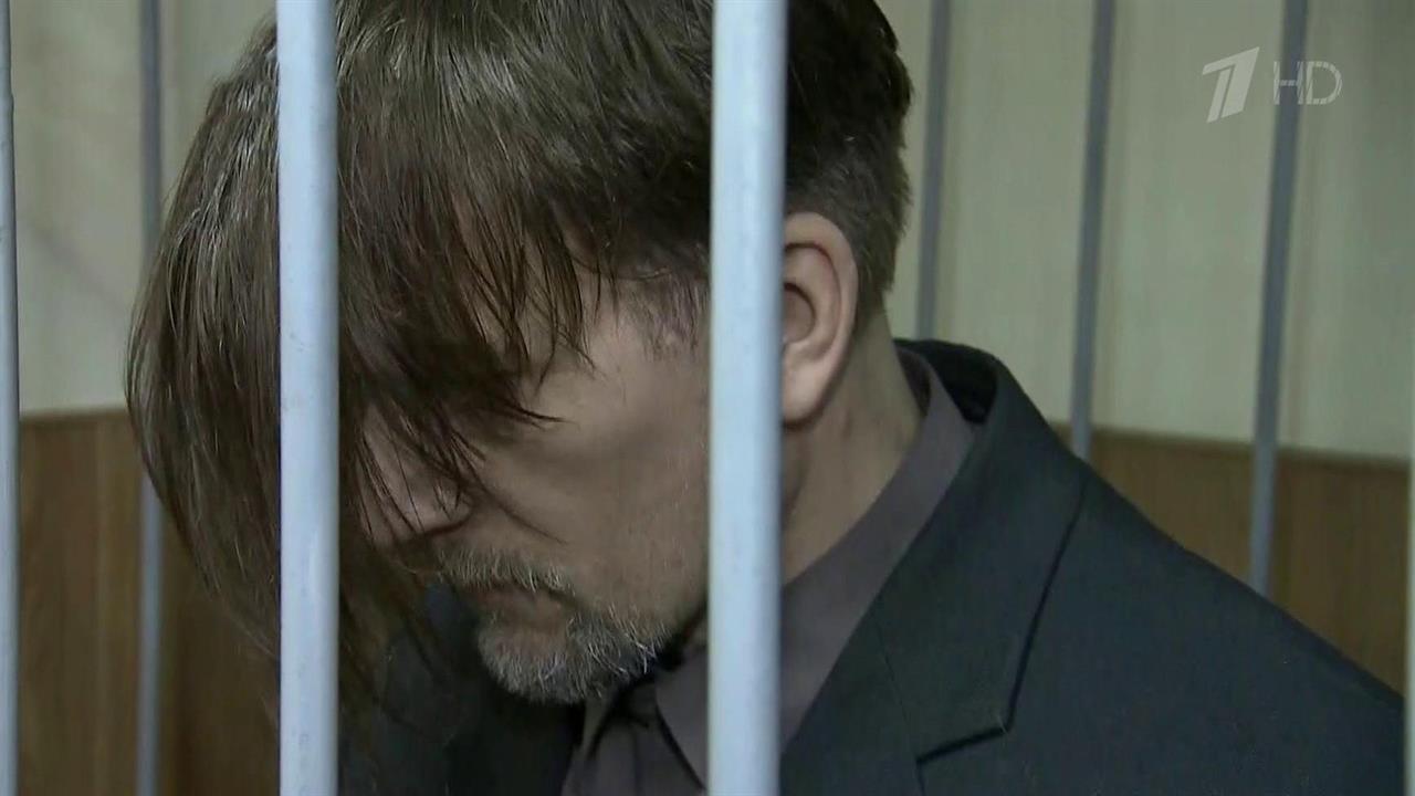 Гатчинский суд арестовал отца восьмерых детей, которого обвиняют в изнасиловании дочери