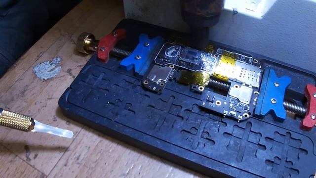 Poco x3 pro не включается, не заряжается. Перепайка бутерброда. смотреть онлайн