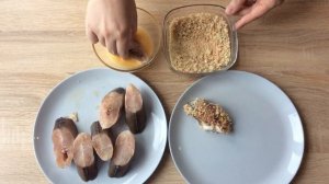 РЫБА ЖАРЕНАЯ в сухарях, получается очень вкусно