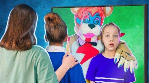 Моя НЯНЯ АНИМАТРОНИК ФНАФ?! СТРАШНАЯ Правда Няни Ксюши!