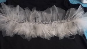DIY футболка. Делаю модные рукава из фатина.