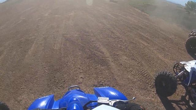 Raptor 700R vs Raptor 660R vs Yfz450 vs Can am x3!!! смотреть онлайн