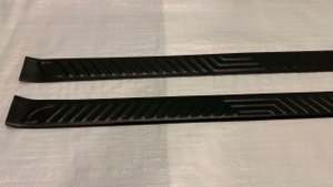 Накладки на пороги нива