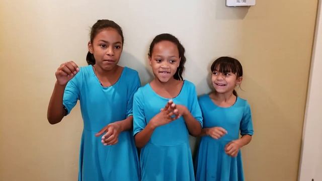 Amina samara Leylah singing смотреть онлайн