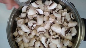 Как приготовить грибы. Жареные шампиньоны с насыщенным вкусом.