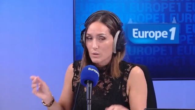 BURKINI : E. PIOLLE MIS EN DIFFICULTÉS SUR EUROPE 1 смотреть онлайн