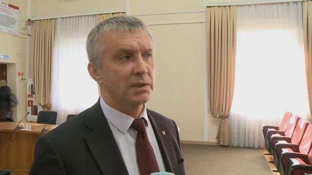 Городская Дума перевела ледовый дворец из краевой собственности в муниципальную