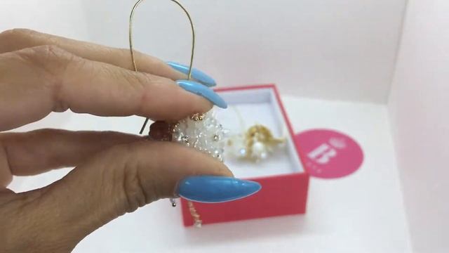 СЕРЬГИ-ПЕТЛИ. Жемчуг, стразы, бисер, цветы...Самара.