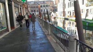 Приливы и отливы моря в Венеции,