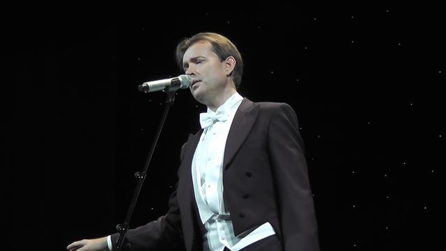 Олег Погудин "Мы только знакомы" смотреть онлайн