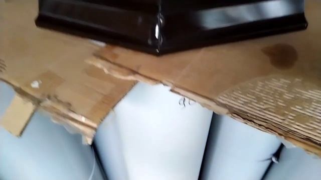 Жестяные работы .Угол из фигурного желоба желоба. На фальц.