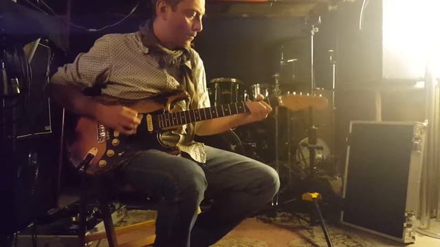 Stratocaster Buttarini смотреть онлайн