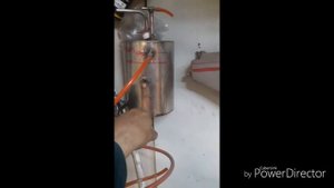 Водородный электролизер своими руками!!!!!смотреть до конца!!!!!