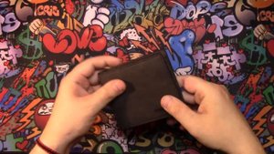 Модный мужской кошелек